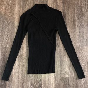 Cutout MockNeck